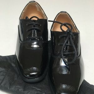 NWT-Boys Tuxedo Shoes